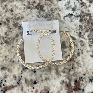 Kendra Scott large Maggie gold hoop earrings